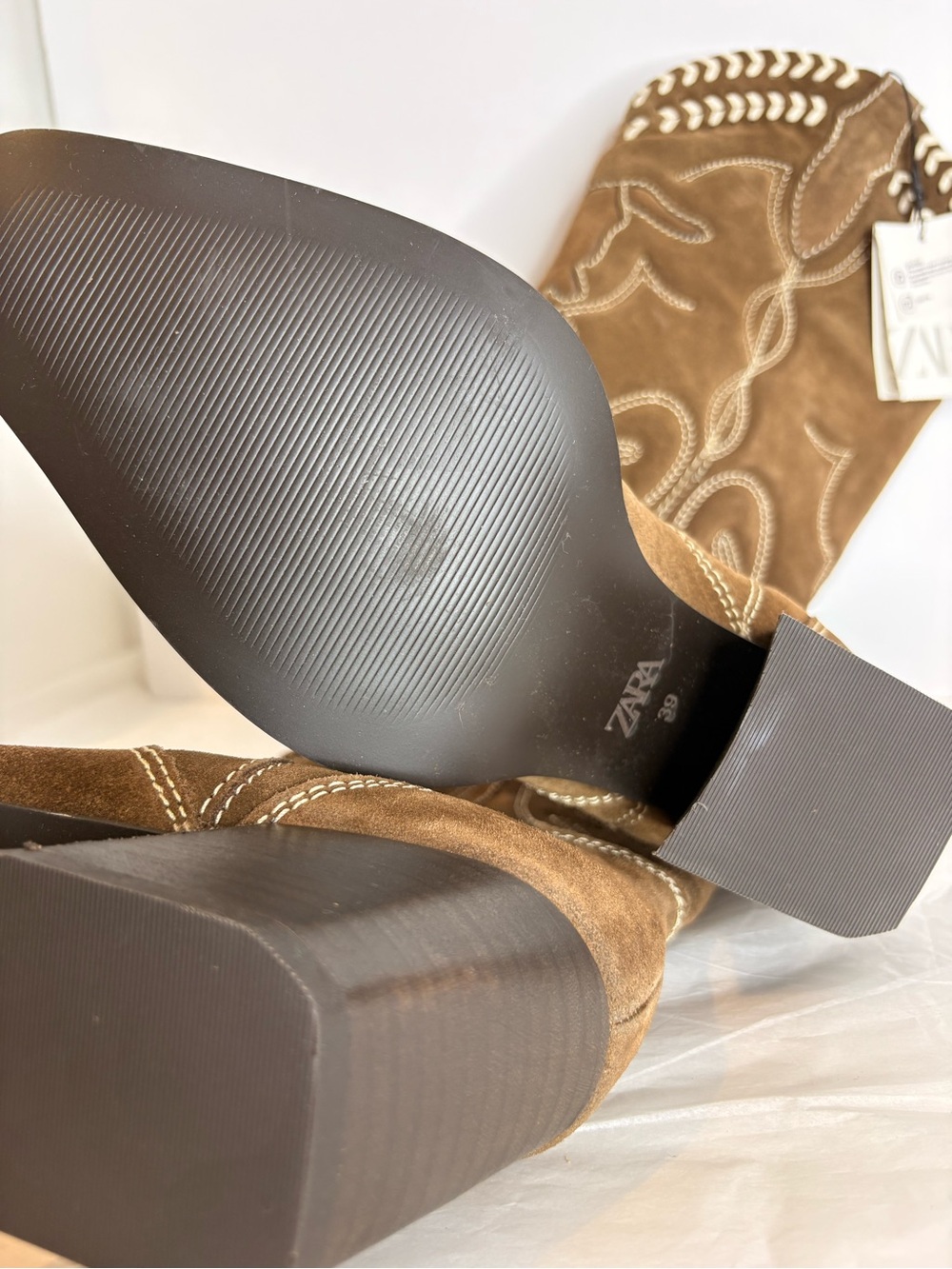 Zara Brown Suede Western Boots with quilted western Heart Detail - Picture 7 of 13